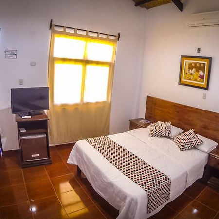 La Choza Bungalows Tambo Grande Bagian luar foto