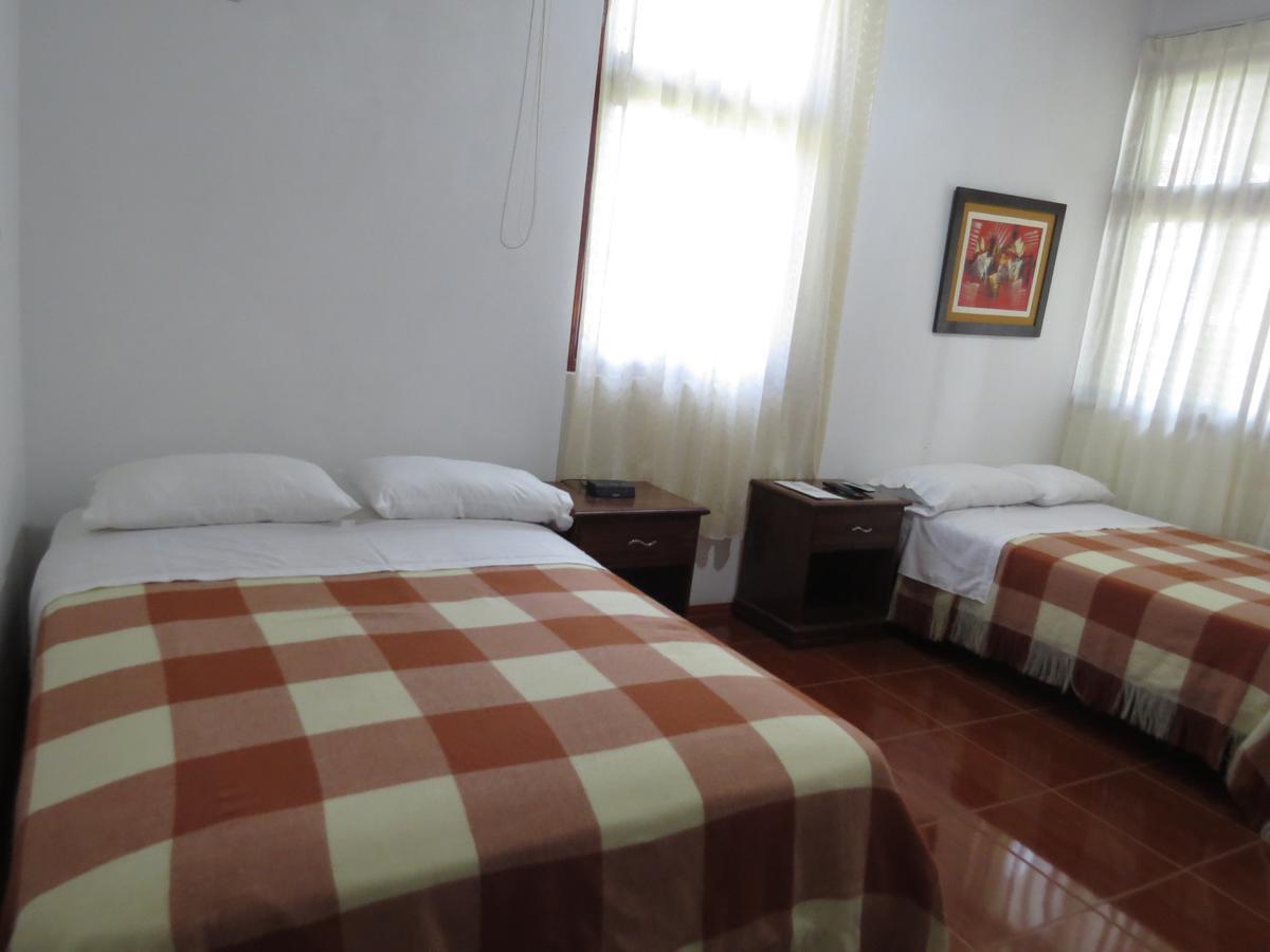 La Choza Bungalows Tambo Grande Bagian luar foto