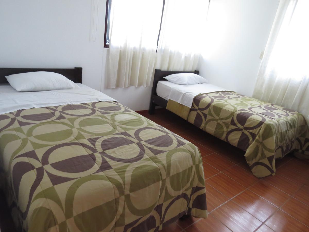 La Choza Bungalows Tambo Grande Bagian luar foto
