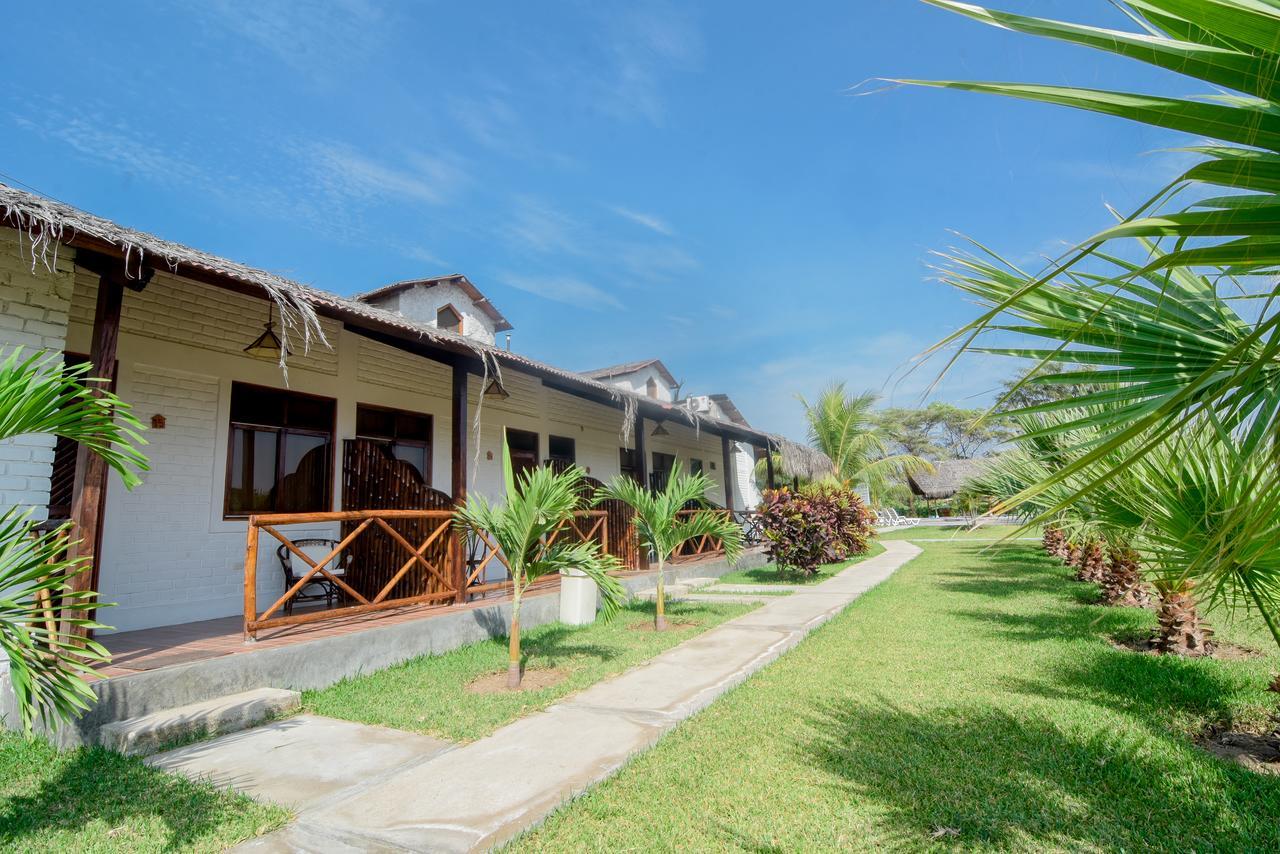 La Choza Bungalows Tambo Grande Bagian luar foto