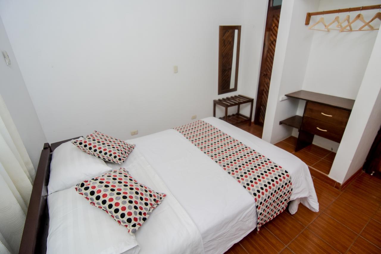 La Choza Bungalows Tambo Grande Bagian luar foto
